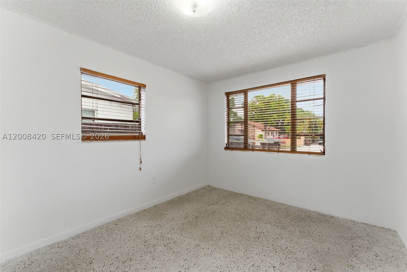 REJOSA HEIGHTS - Residential Income