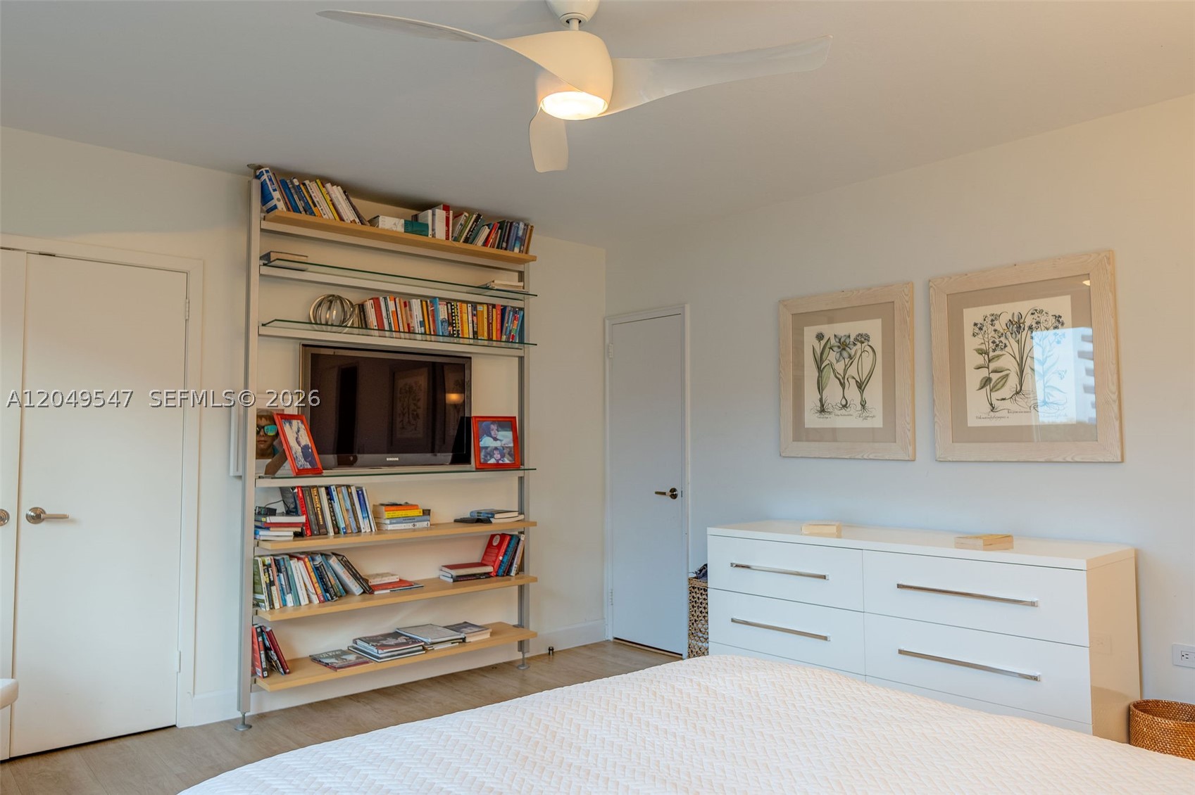 ISLAND HOUSE APT INC - CO - Residential