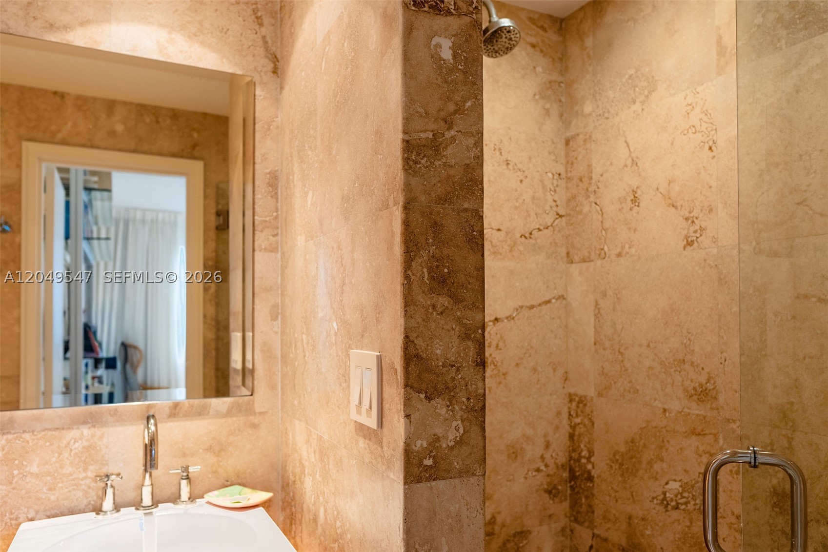 ISLAND HOUSE APT INC - CO - Residential
