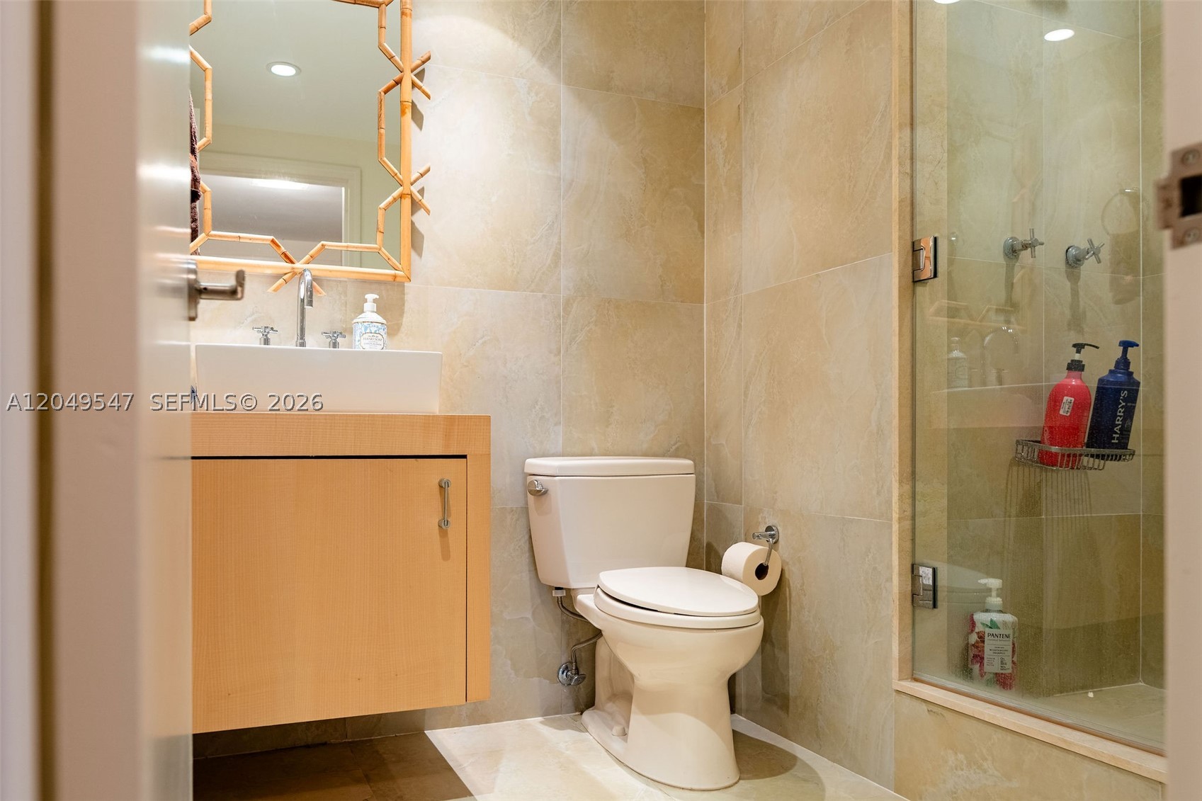 ISLAND HOUSE APT INC - CO - Residential
