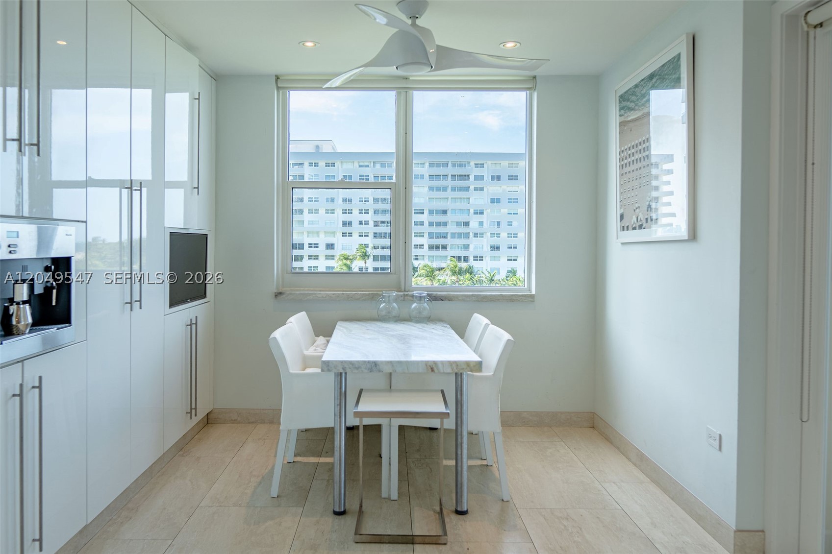 ISLAND HOUSE APT INC - CO - Residential