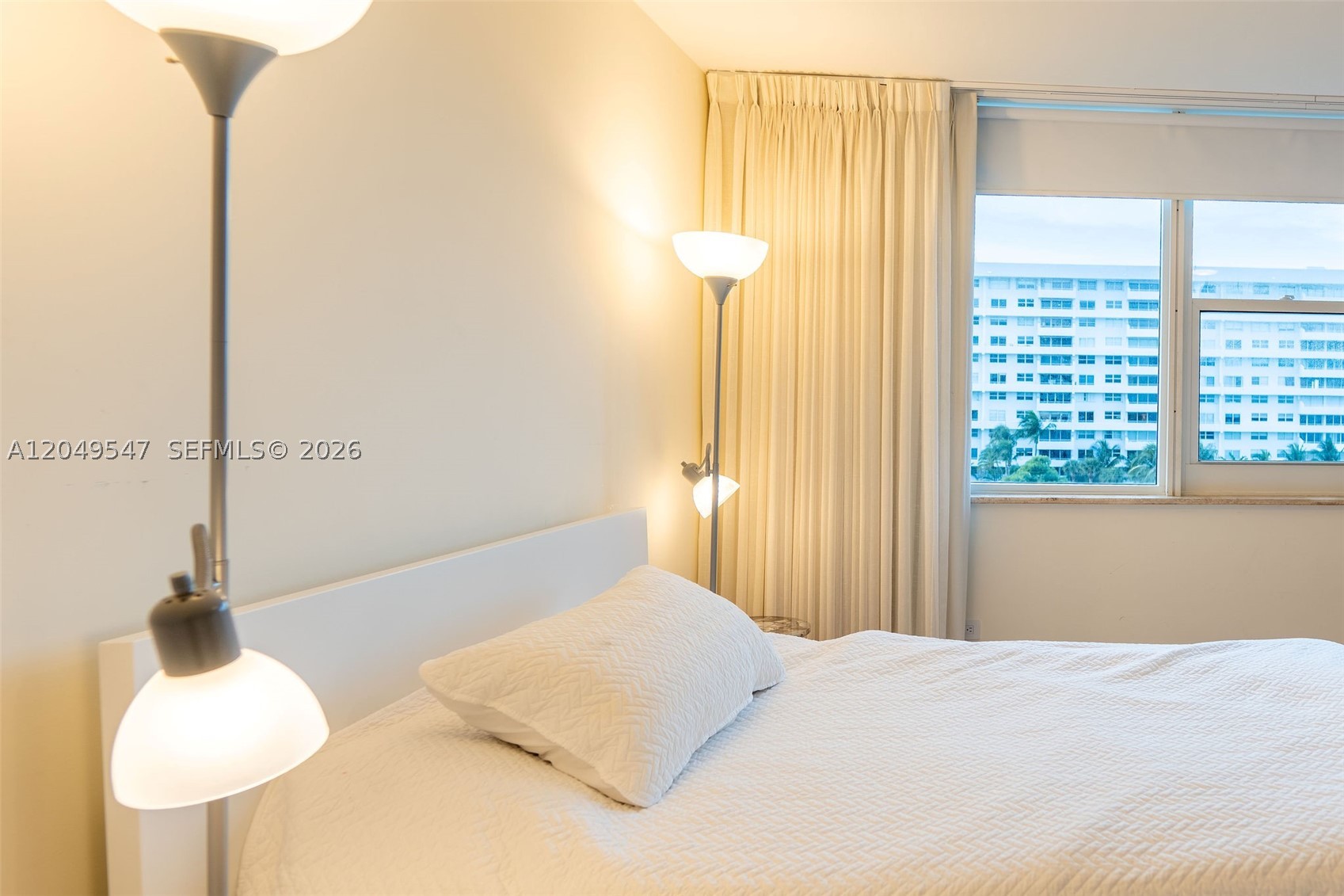 ISLAND HOUSE APT INC - CO - Residential