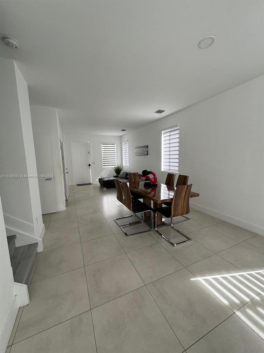 DORAL PALMS NORTH - Residential