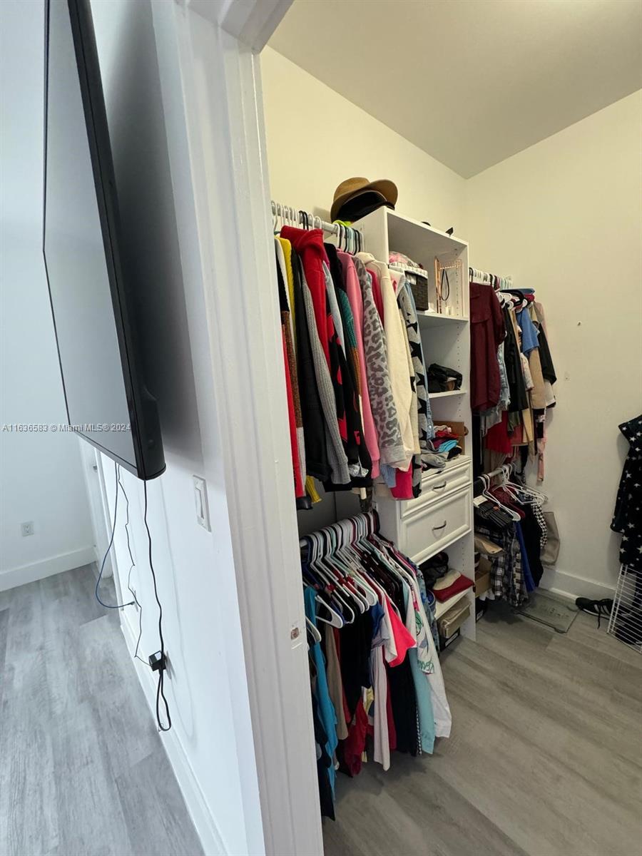 DORAL PALMS NORTH - Residential