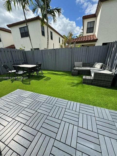 DORAL PALMS NORTH - Residential