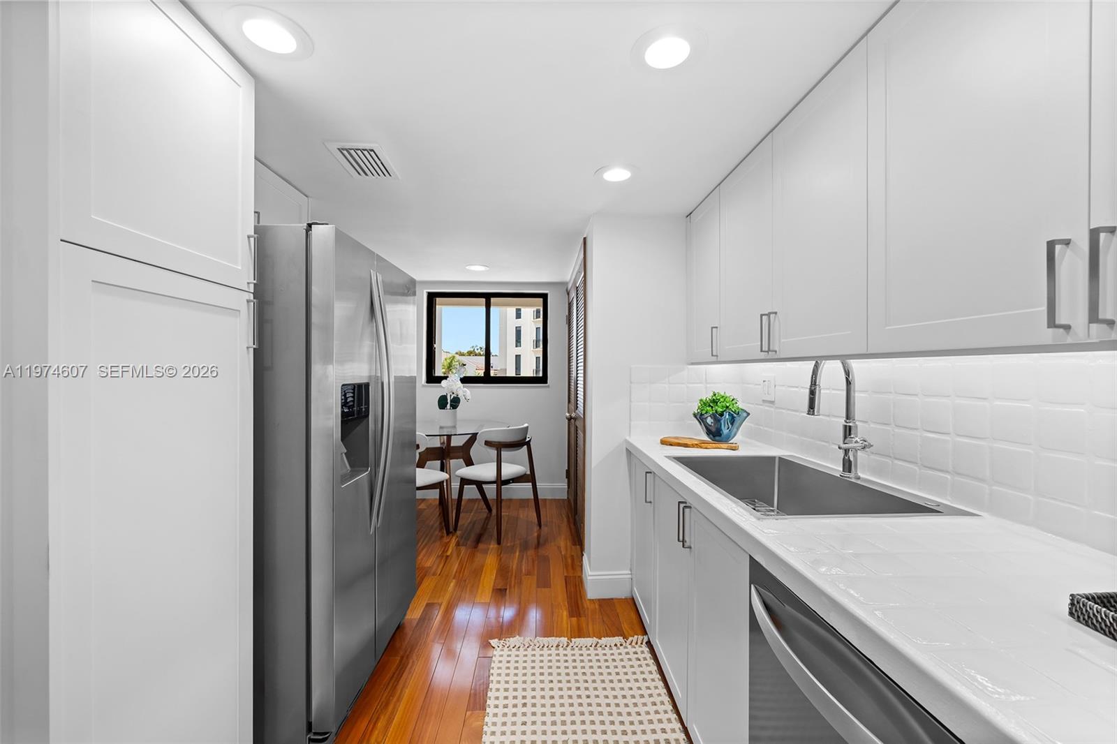 BILTMORE COURT VILLAS CON - Residential