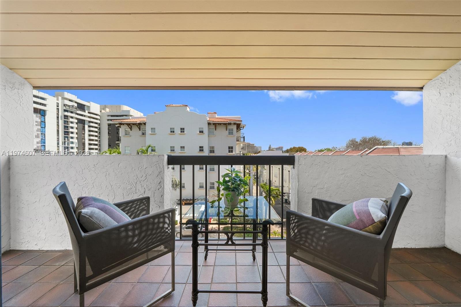 BILTMORE COURT VILLAS CON - Residential