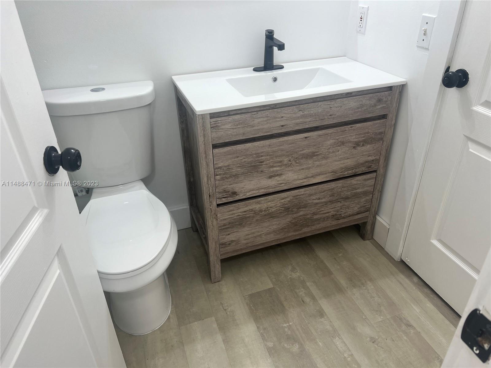 GALERIA III CONDO - Residential