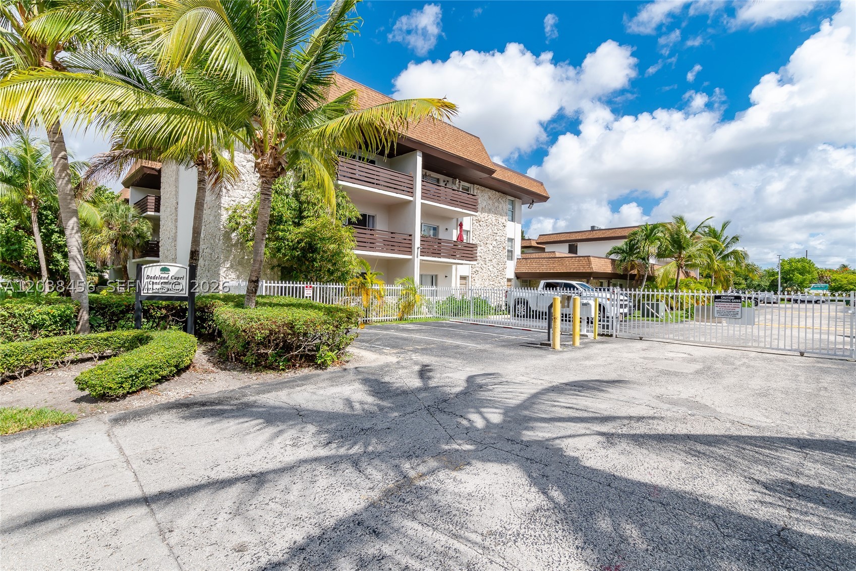 Step into this stunning fully remodeled 2-bedroom, 2-bath condo in the heart of Miami! Featuring modern finishes, brand-new kitchen, and sleek baths, this home is just minutes from Dadeland Mall and easy highway access. Enjoy the perfect blend of style and convenience—ready for you to move right in!