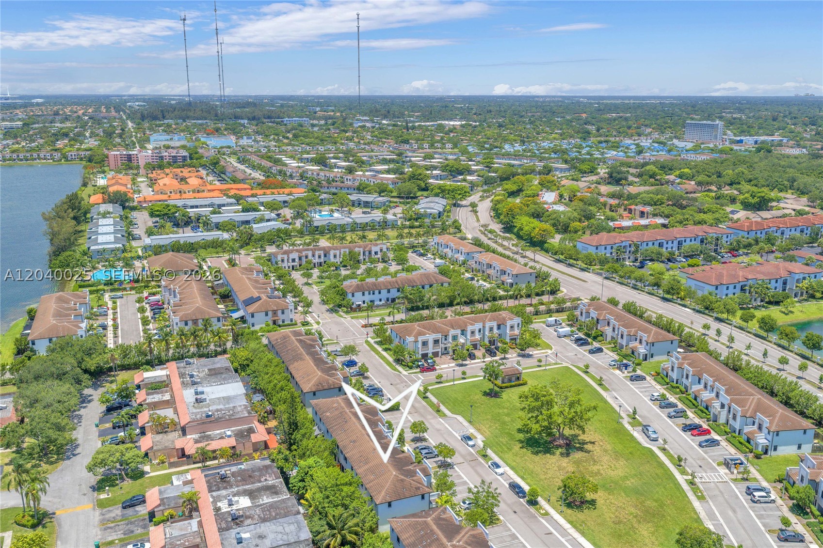 VIA VENTURA NEIGHBORHOOD - Residential