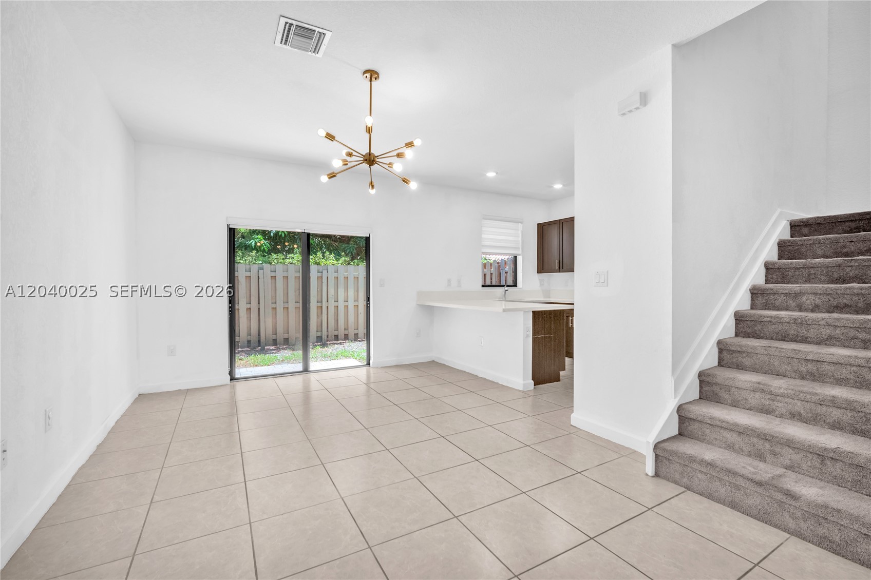 VIA VENTURA NEIGHBORHOOD - Residential