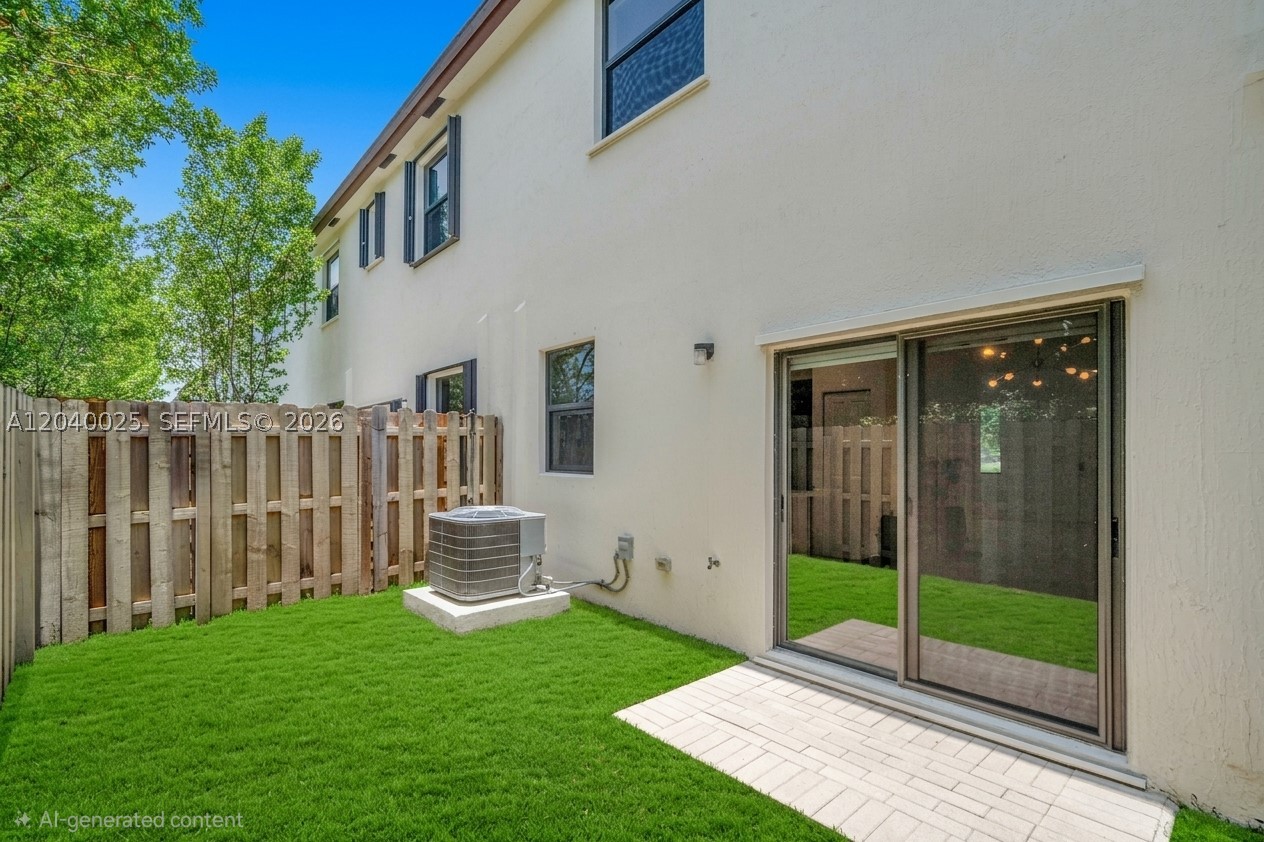 VIA VENTURA NEIGHBORHOOD - Residential