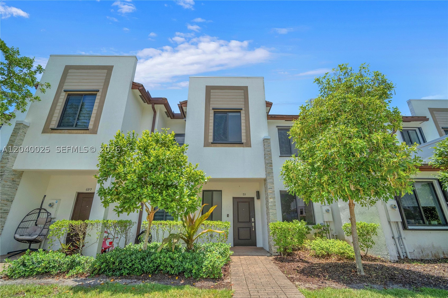 VIA VENTURA NEIGHBORHOOD - Residential