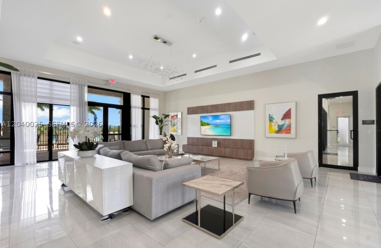 VIA VENTURA NEIGHBORHOOD - Residential