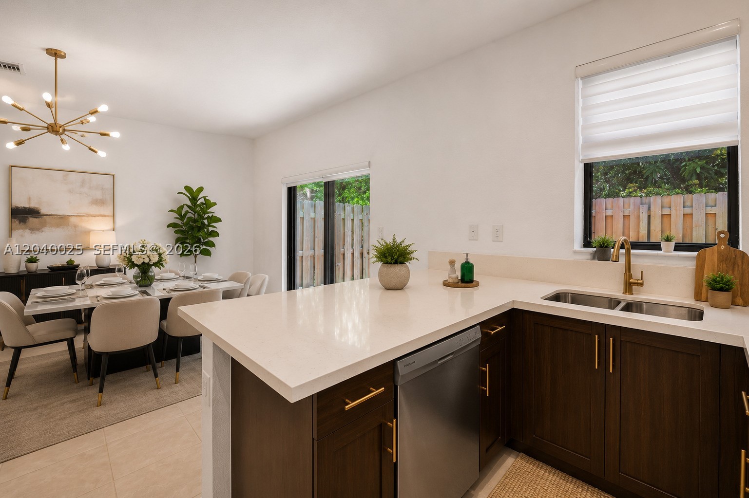 VIA VENTURA NEIGHBORHOOD - Residential