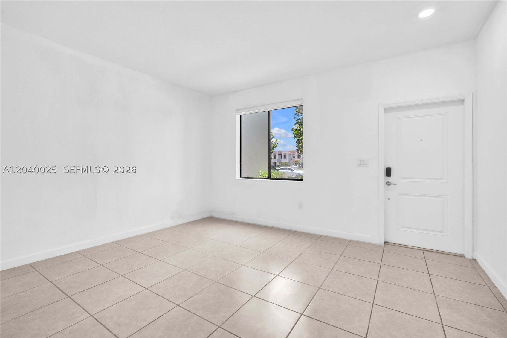 VIA VENTURA NEIGHBORHOOD - Residential