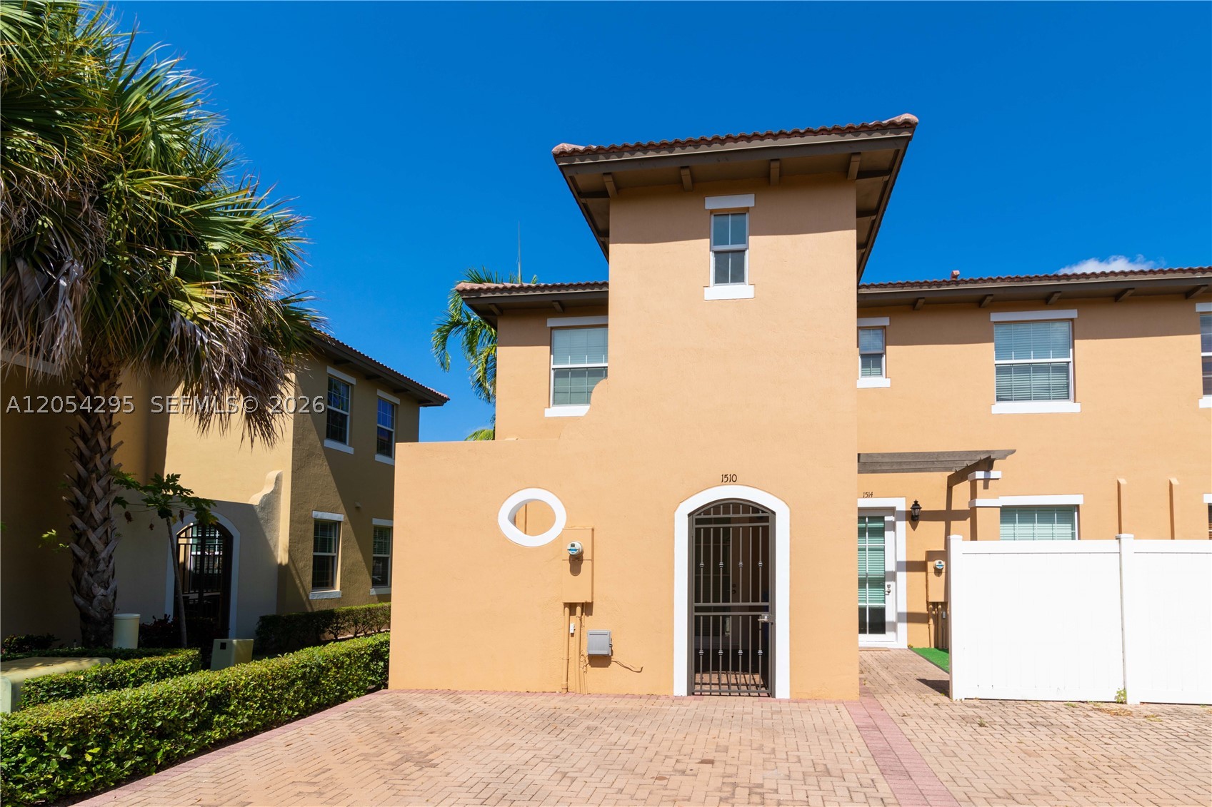 MEADOW PINES - Residential Lease