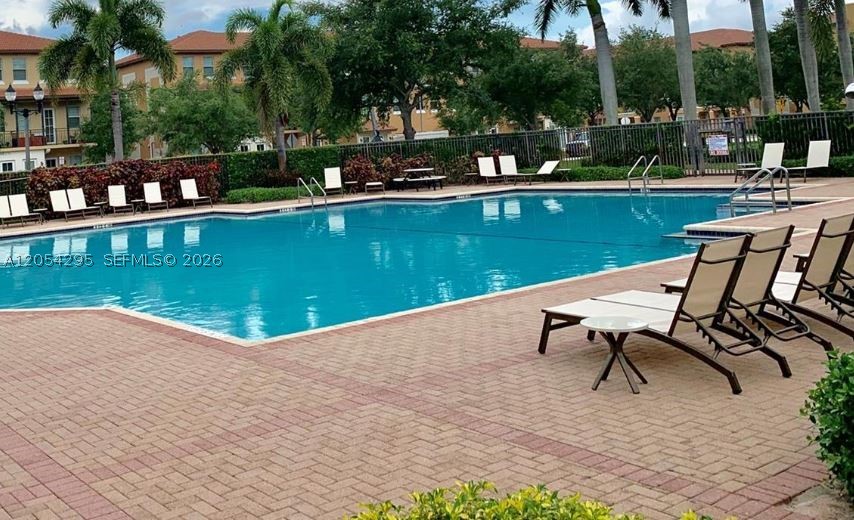 MEADOW PINES - Residential Lease