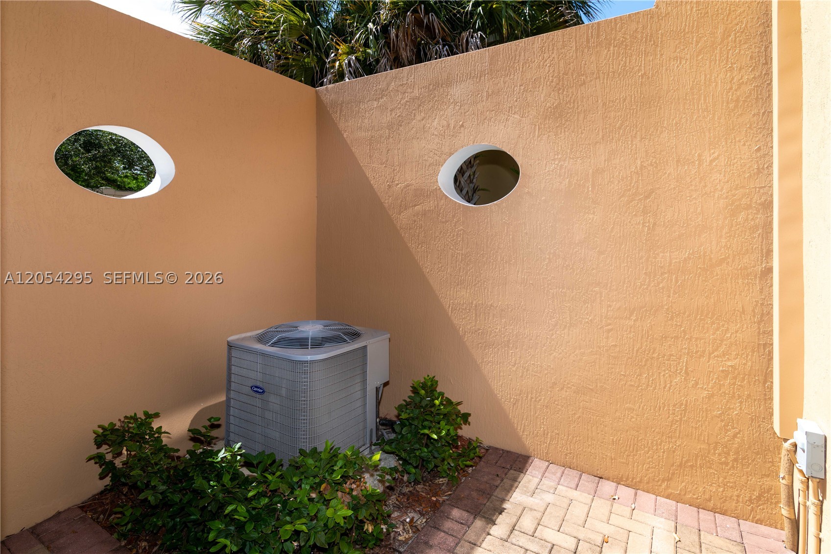 MEADOW PINES - Residential Lease