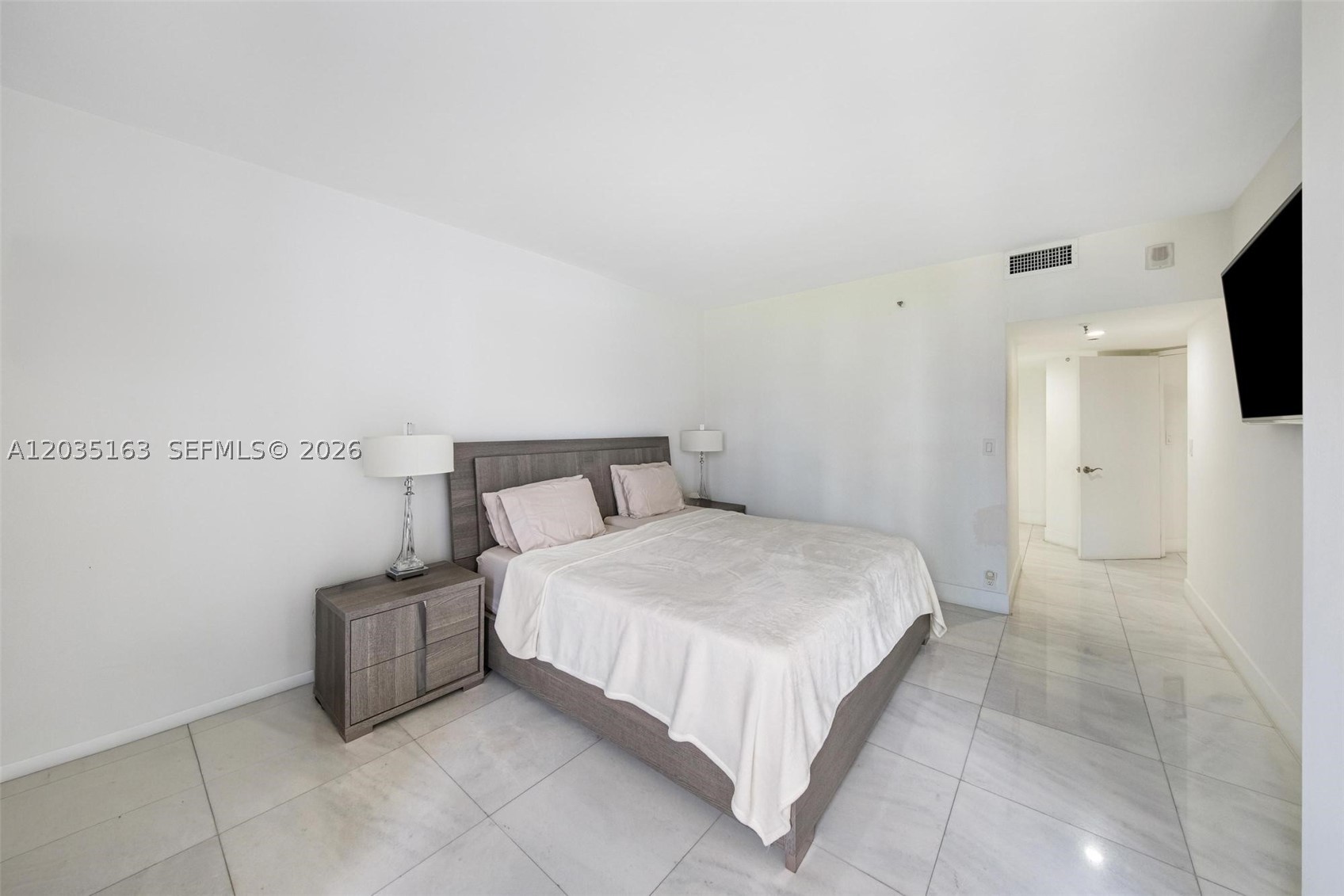 BRICKELL KEY ONE CONDO - Residential Lease