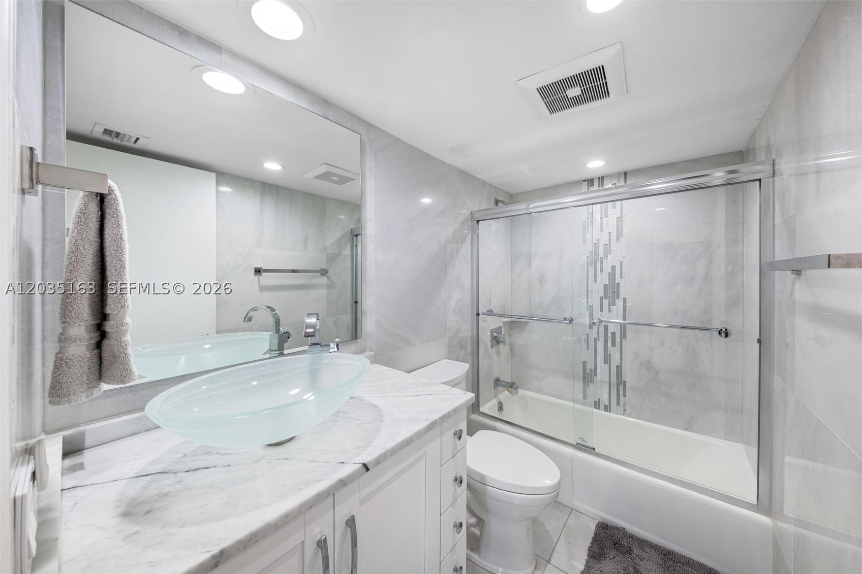 BRICKELL KEY ONE CONDO - Residential Lease