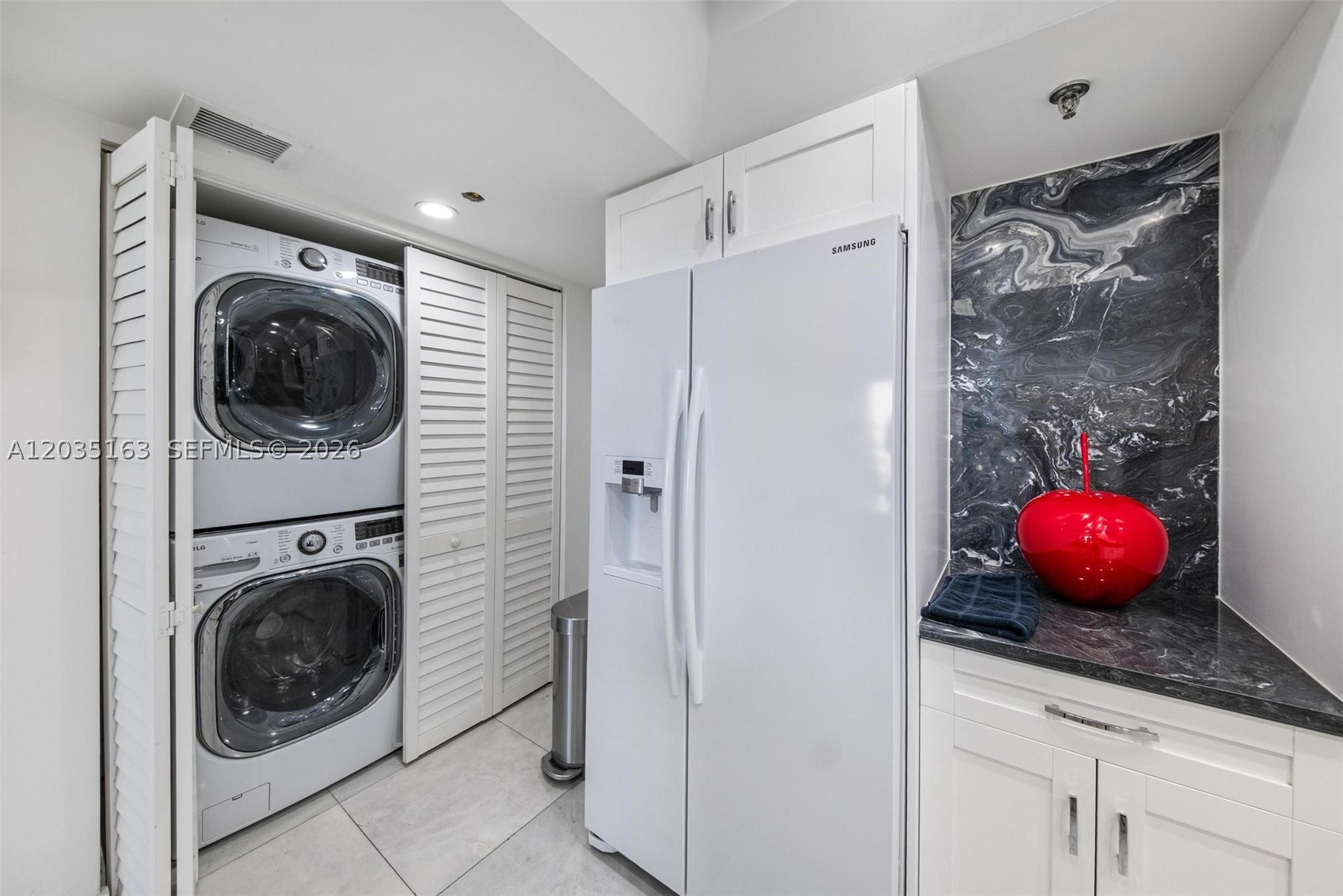 BRICKELL KEY ONE CONDO - Residential Lease