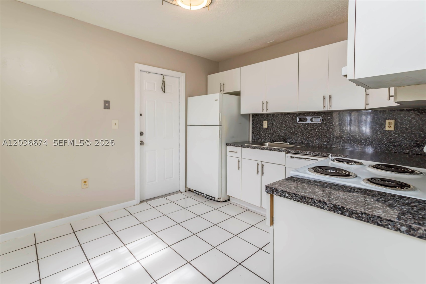 GRACEWOOD NO 5 - Residential Lease