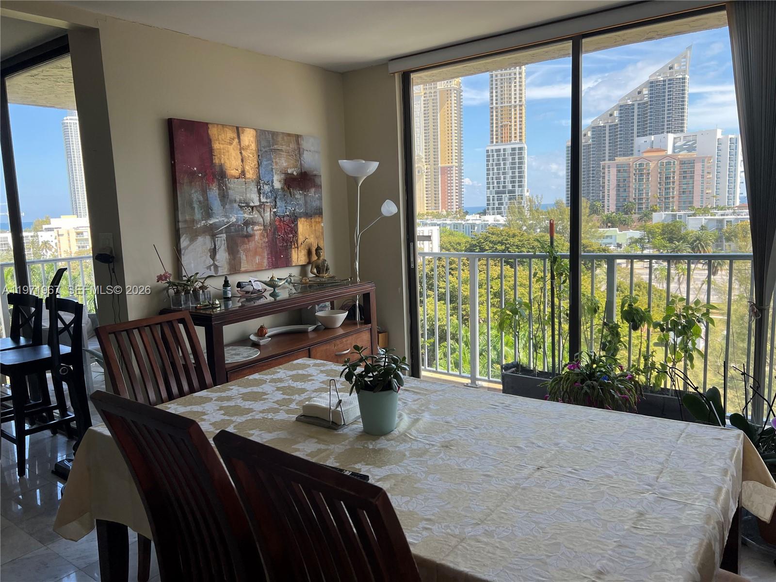 FAIRVIEW HOUSE CONDO - Residential