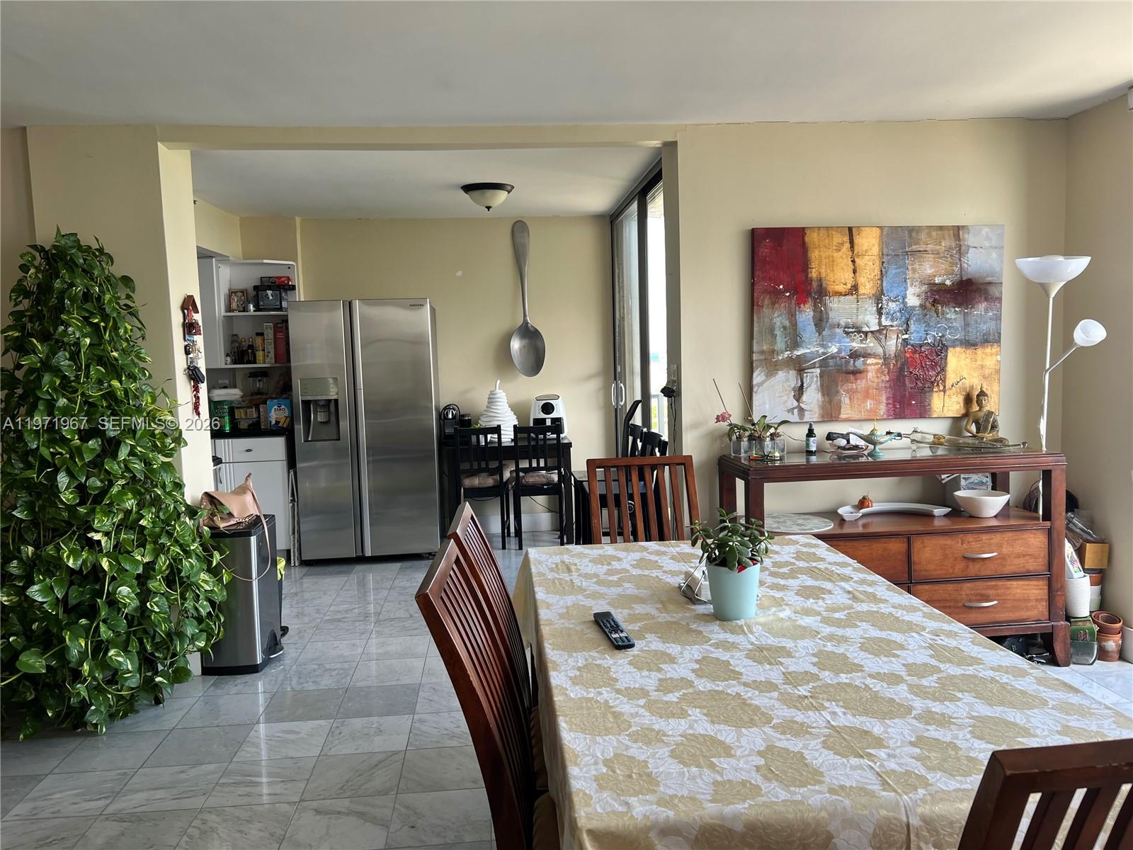 FAIRVIEW HOUSE CONDO - Residential