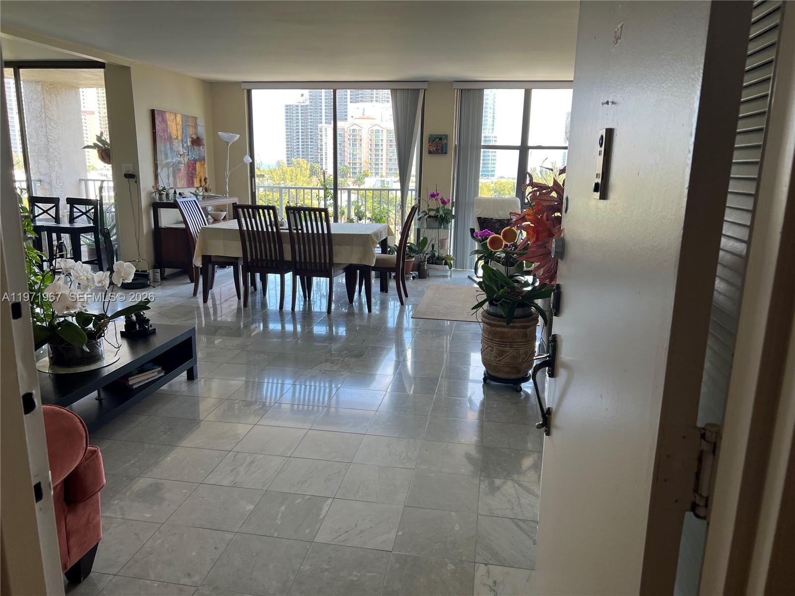 FAIRVIEW HOUSE CONDO - Residential