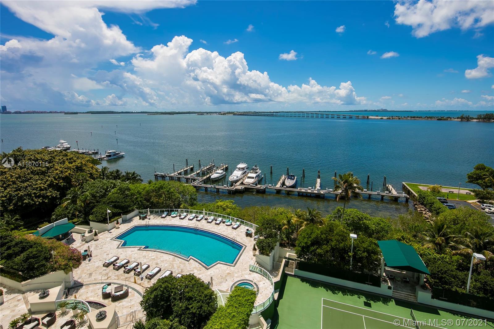 SANTA MARIA CONDO - Residential