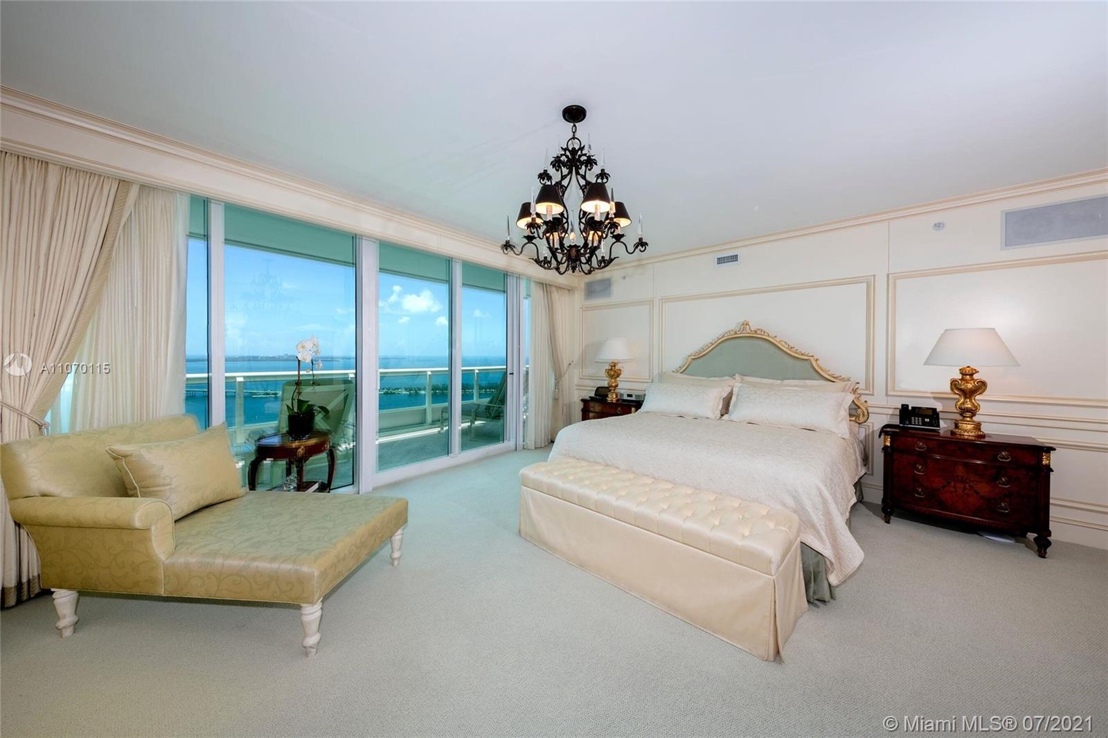 SANTA MARIA CONDO - Residential