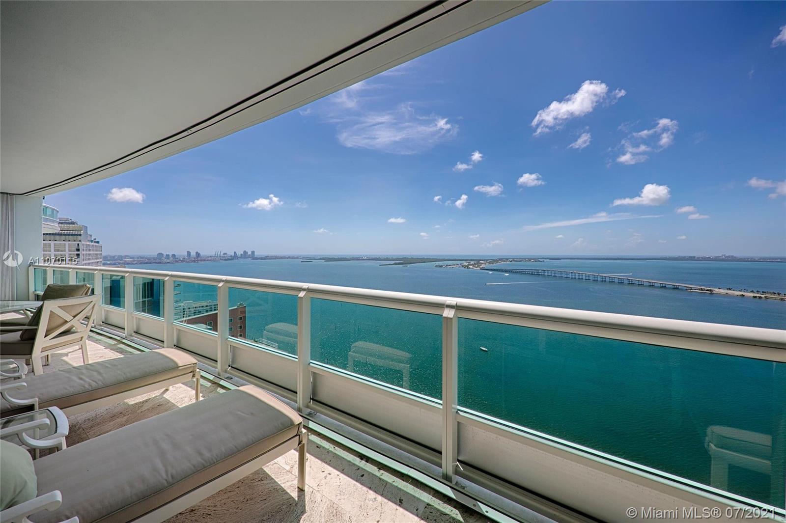 SANTA MARIA CONDO - Residential