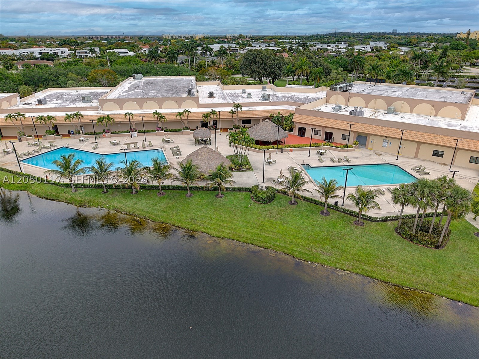 SADDLE CLUB GARDEN APTS A - Residential