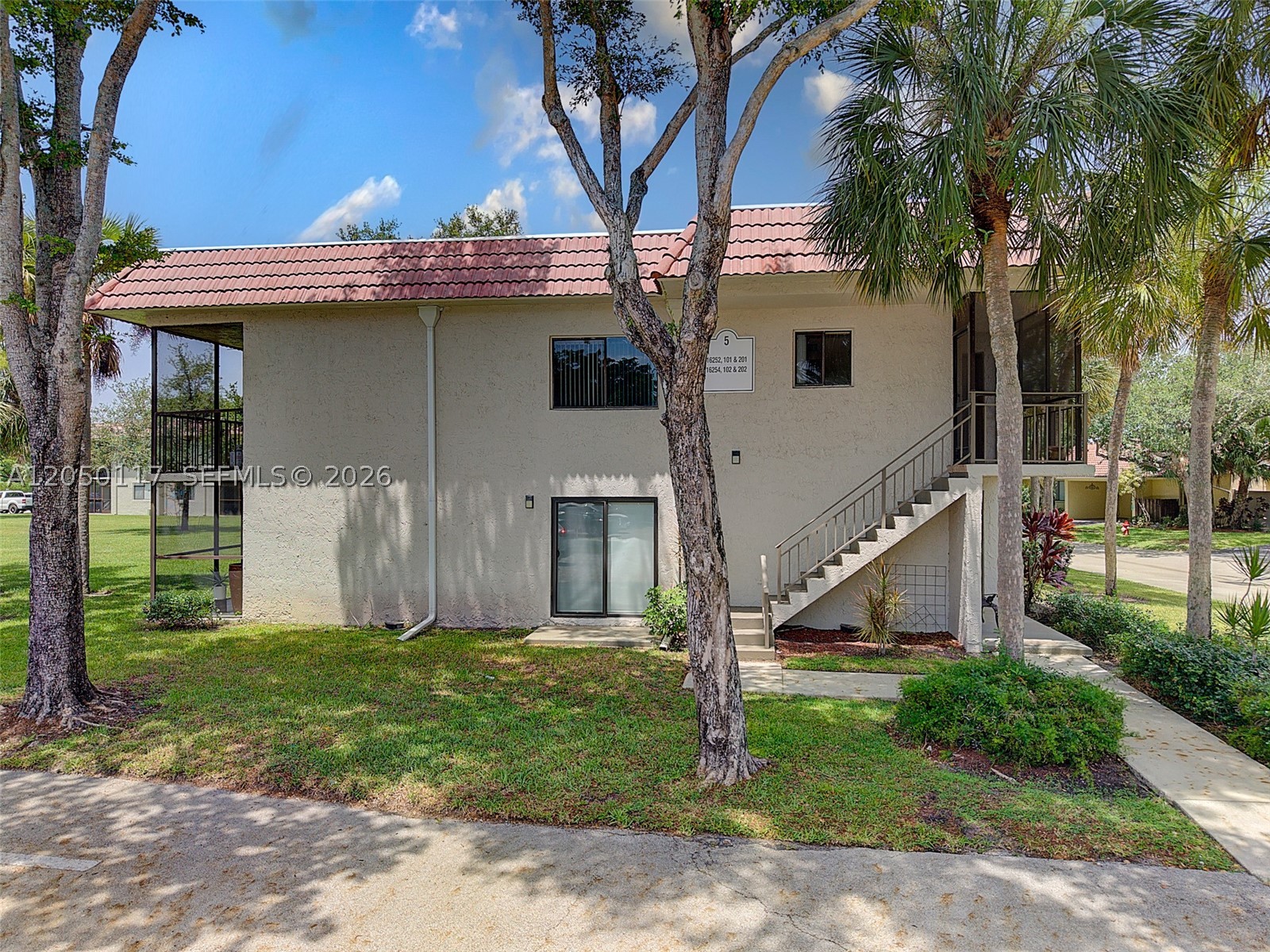 SADDLE CLUB GARDEN APTS A - Residential