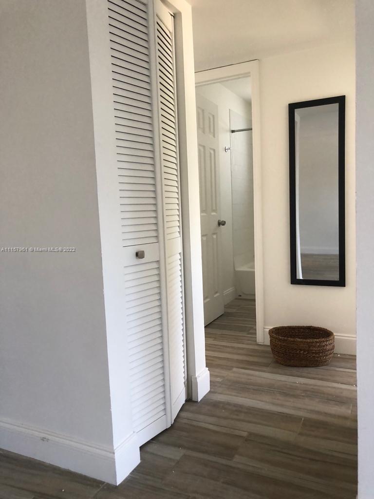 BISCAYNE COVE CONDO - Residential Lease