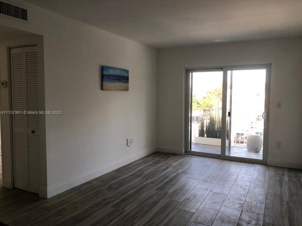 BISCAYNE COVE CONDO - Residential Lease