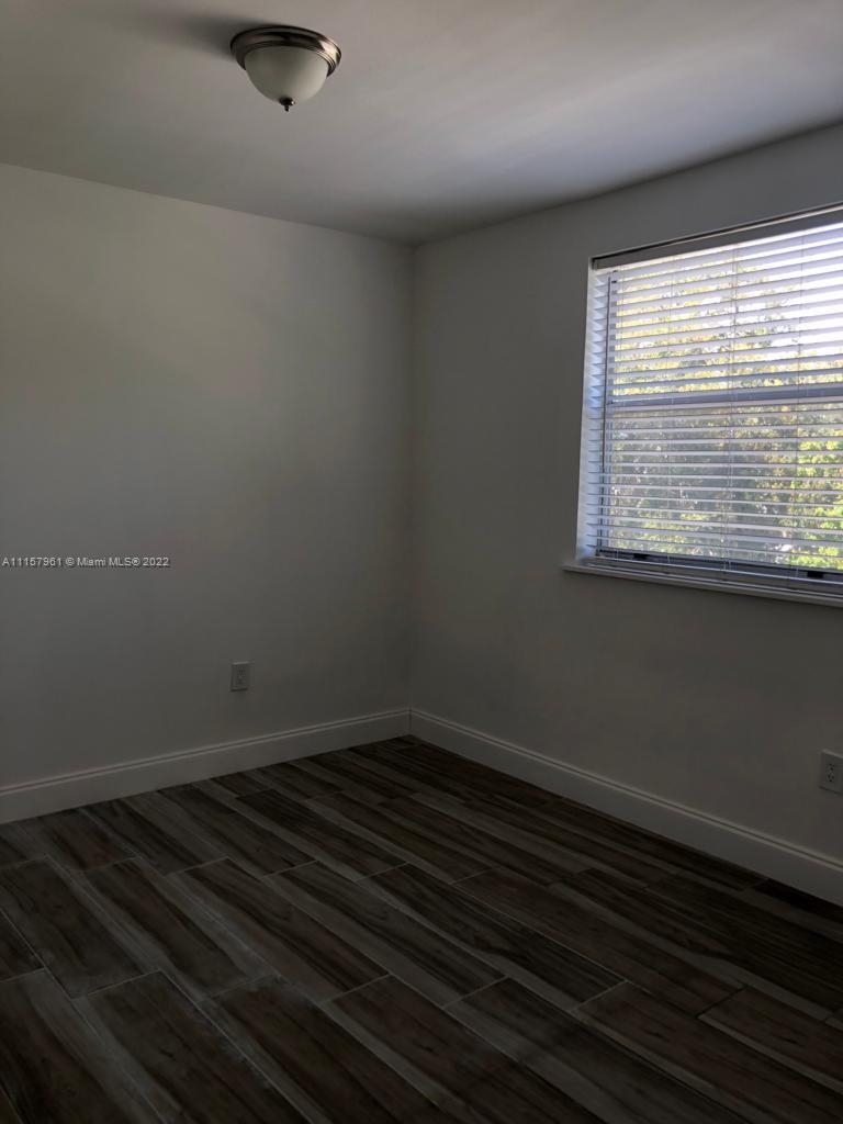 BISCAYNE COVE CONDO - Residential Lease