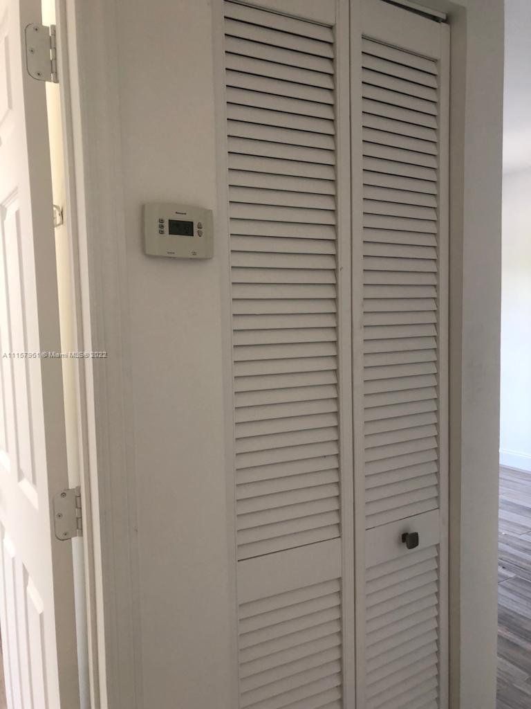 BISCAYNE COVE CONDO - Residential Lease