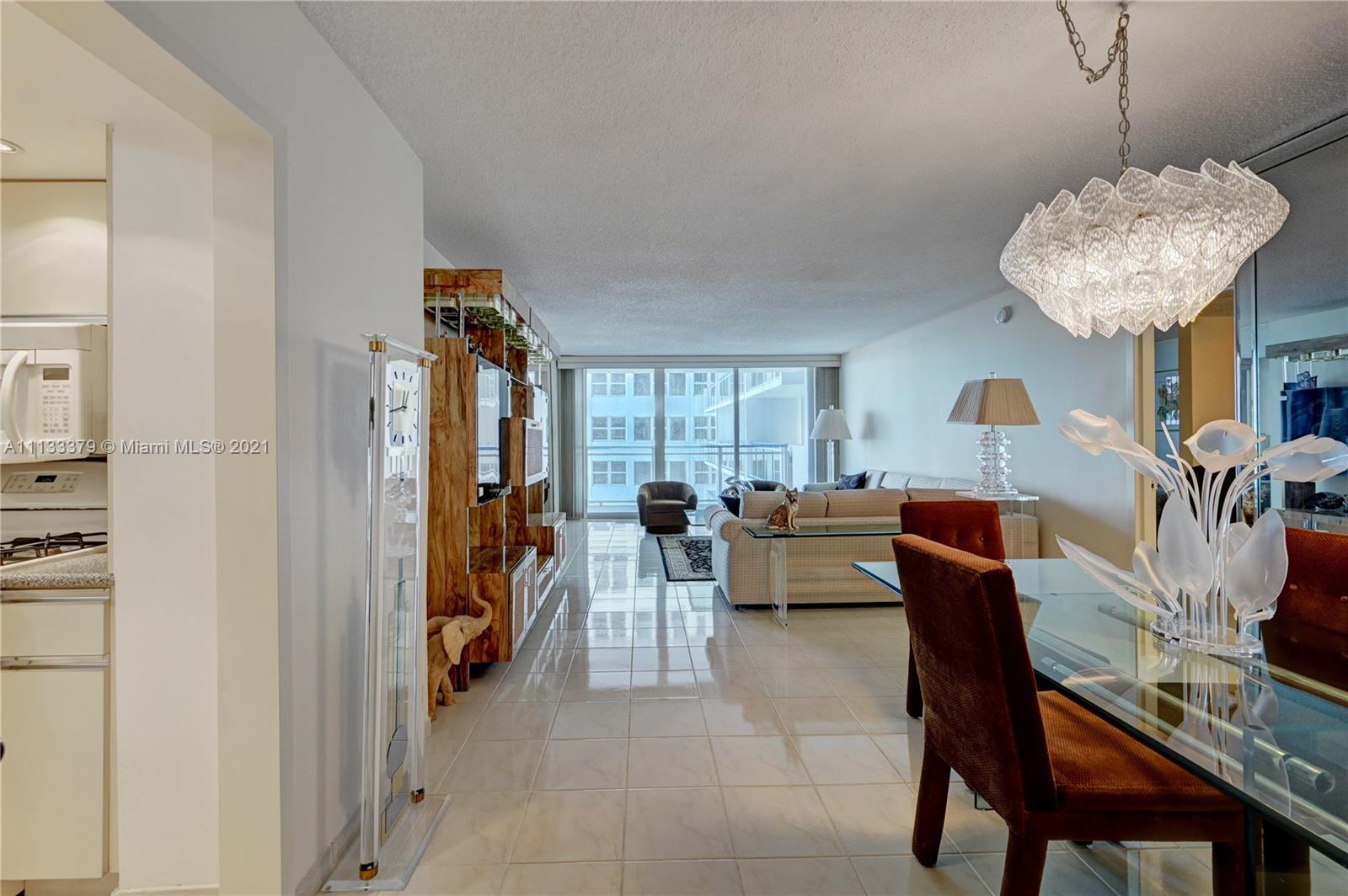 PARKER PLAZA ESTATES COND - Residential