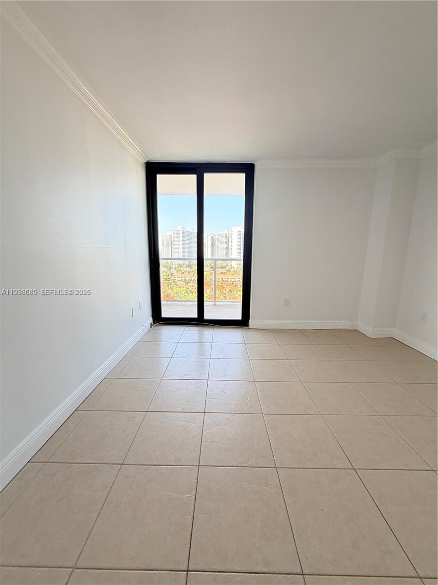FLAMENCO CONDO TOWER I - Residential