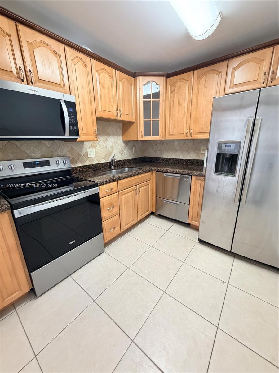 FLAMENCO CONDO TOWER I - Residential