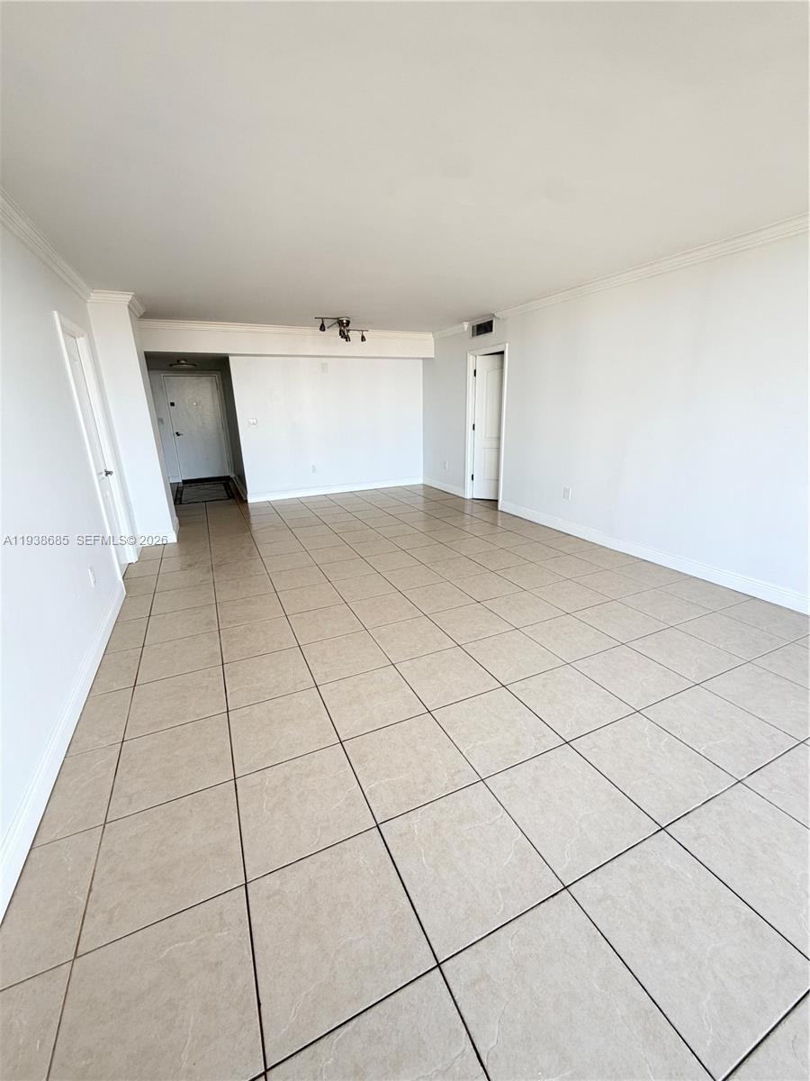 FLAMENCO CONDO TOWER I - Residential