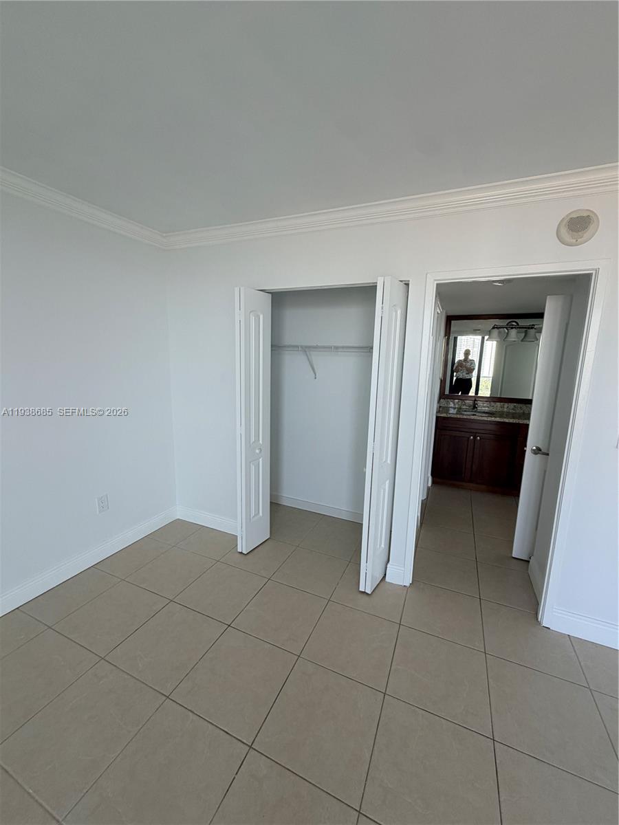FLAMENCO CONDO TOWER I - Residential