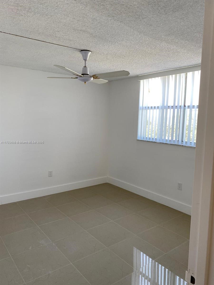 COURTYARDS OF BROWARD CON - Residential