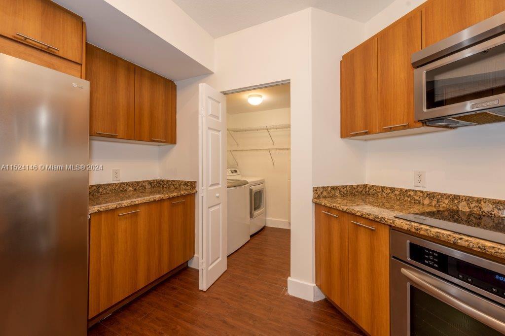 VERANDA CONDO - Residential Lease