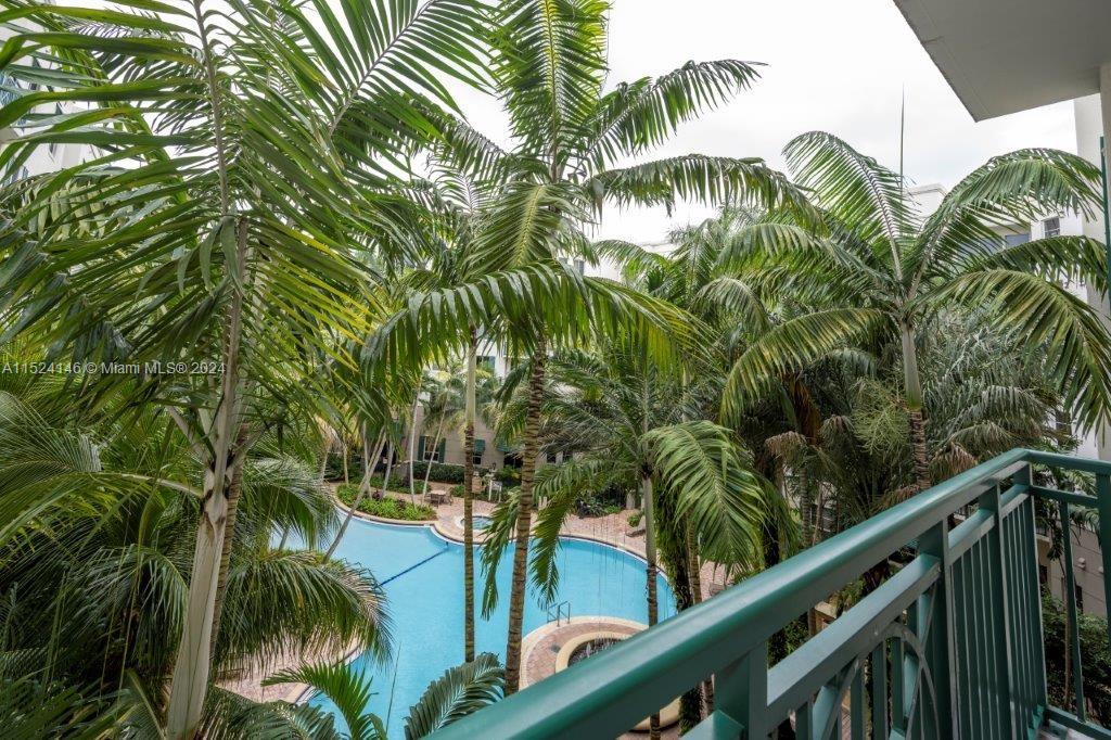 VERANDA CONDO - Residential Lease