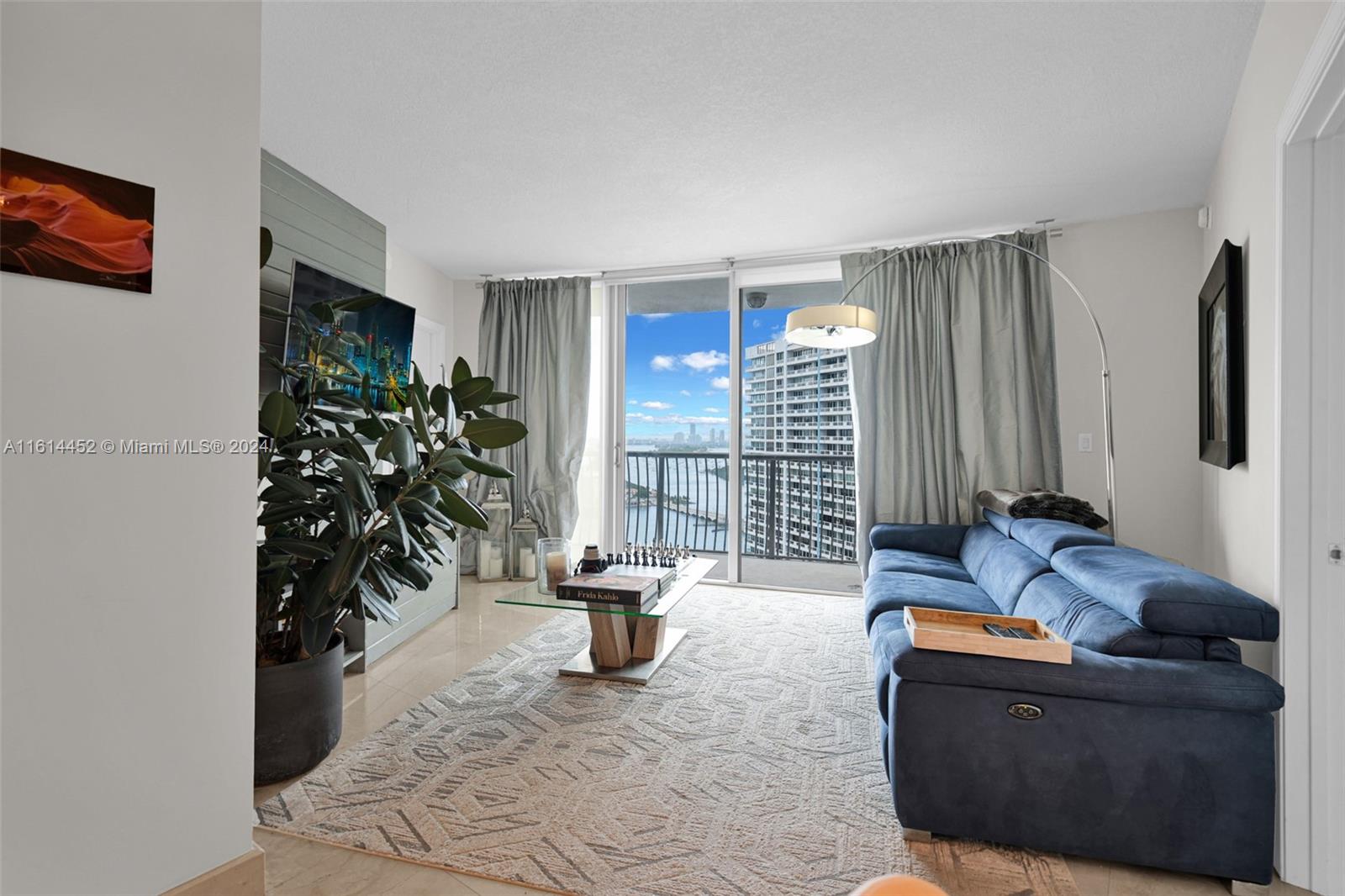 OPERA TOWER CONDO - Residential Lease