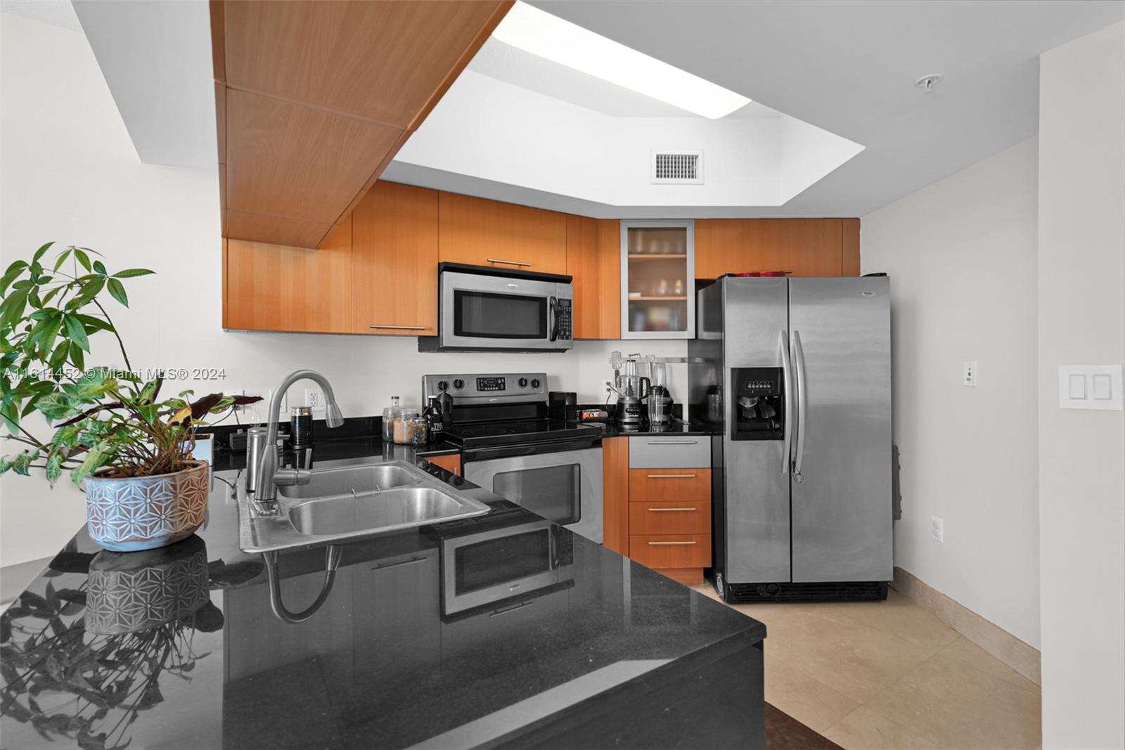 OPERA TOWER CONDO - Residential Lease