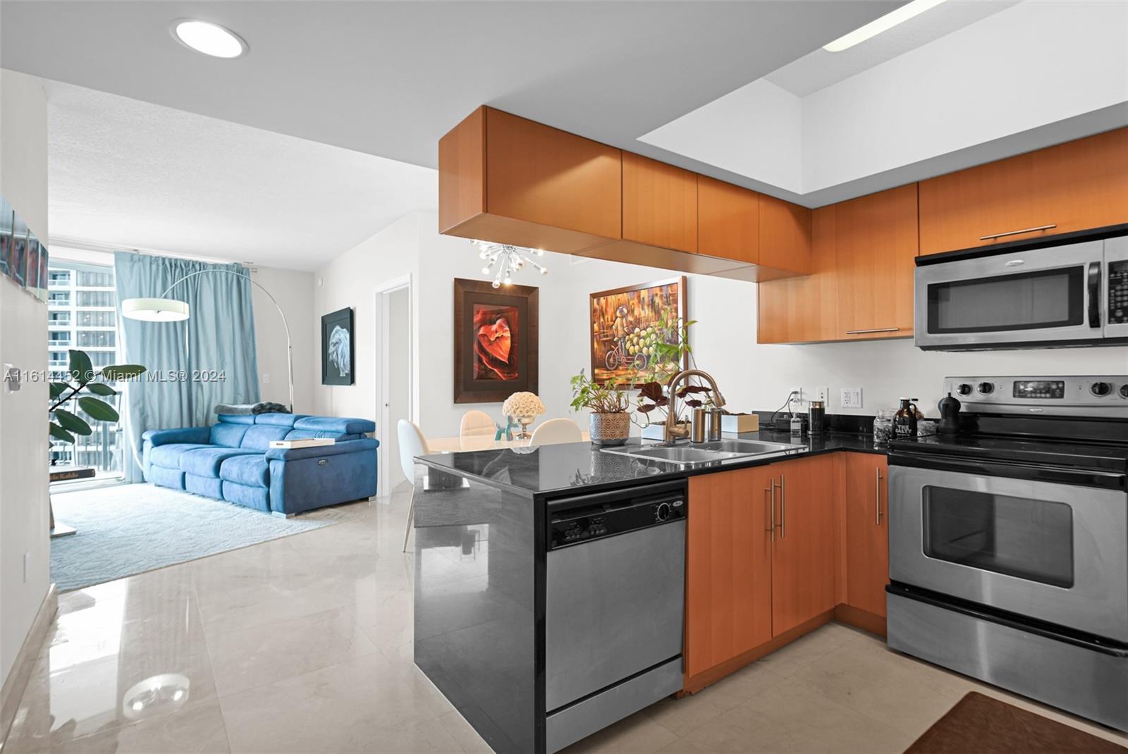OPERA TOWER CONDO - Residential Lease